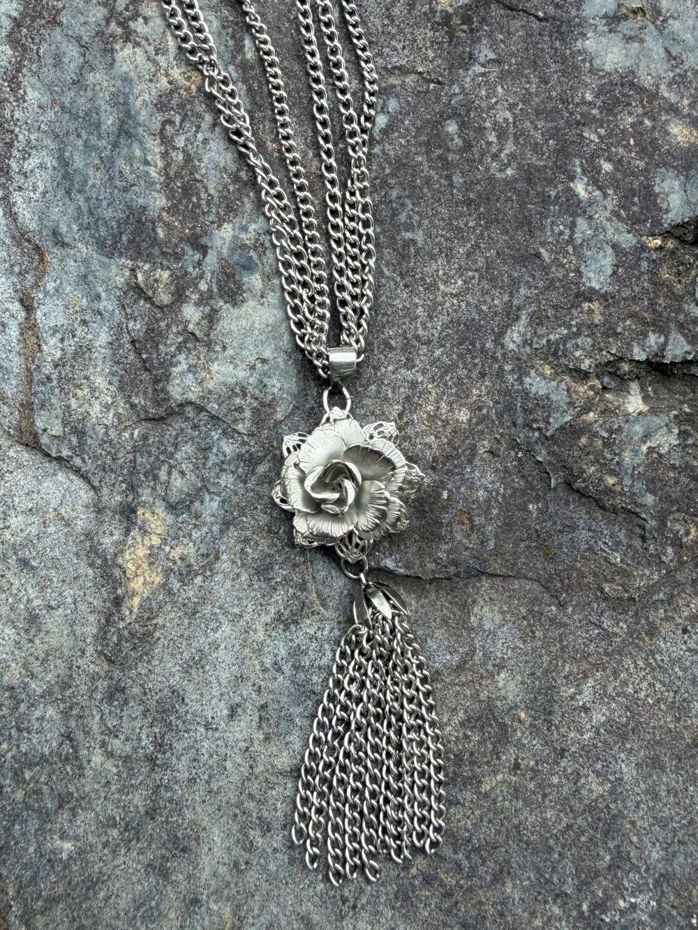 Vintage Sarah Coventry Silver Floral Tassel Rose Pendant Necklace